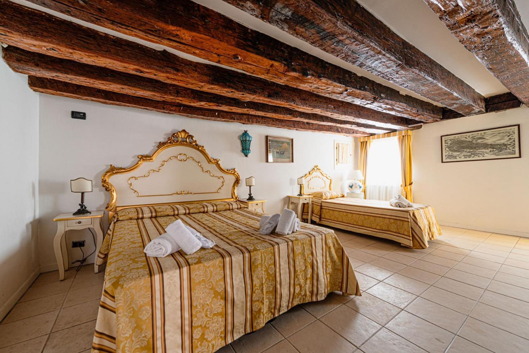 Apartment Casa Leone- Cozy And In *